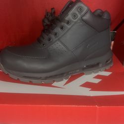 NIKE ACG BOOTS GOADOME “MEDIUM”