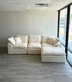 Brand New Cloud Couch Modular Sectional Sofa [FREE Delivery🚚]