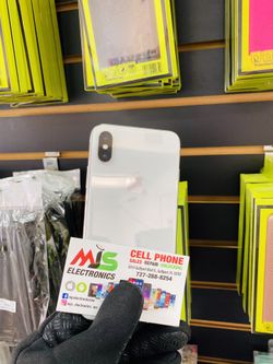 IPHONE X 64GB UNLOCKED