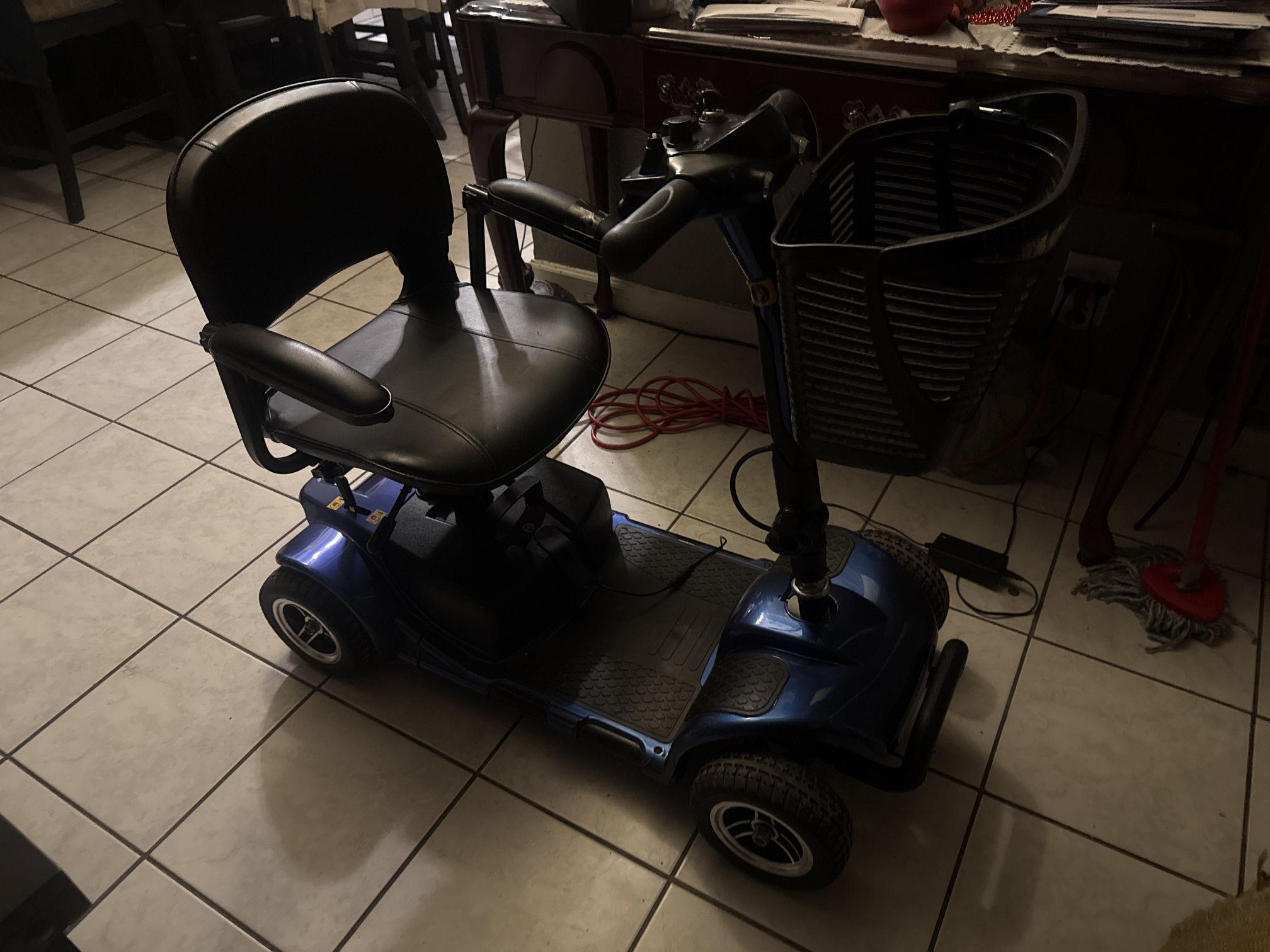 Vive Electric Scooter
