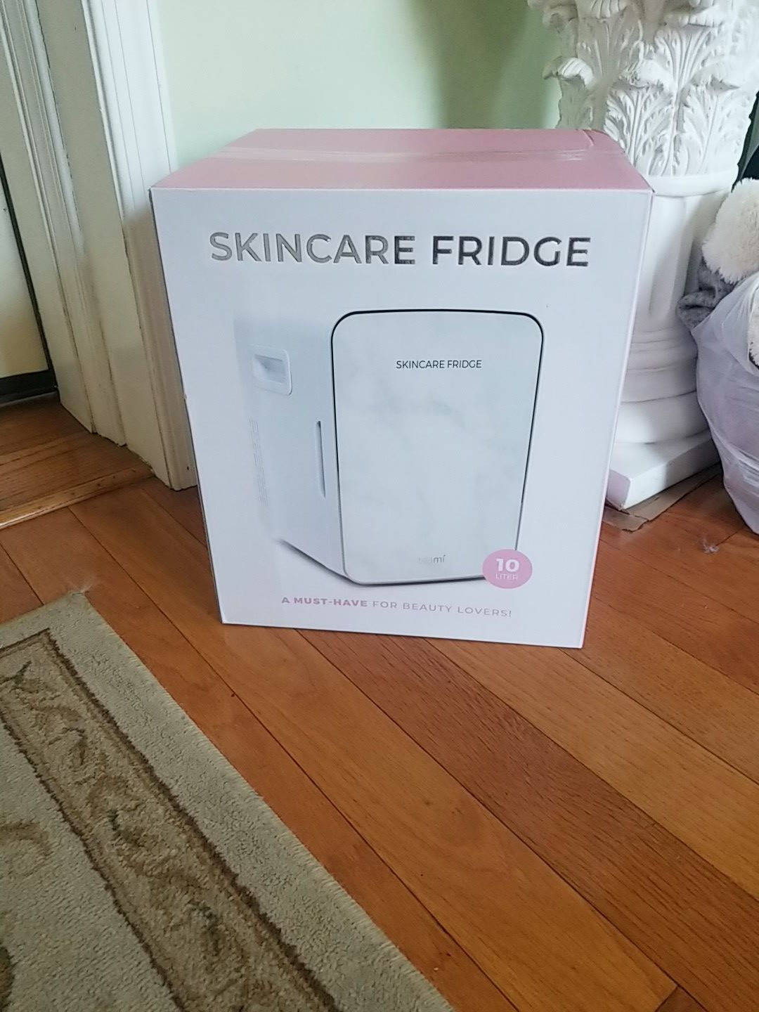 TEAMI SKINCARE FRIDGE NEW !!