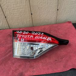 2020 2021 2022 TOYOTA COROLLA LEFT SIDE INNER LIGHT  OEM USED 