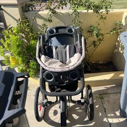 Stroller- Needs A New Tire