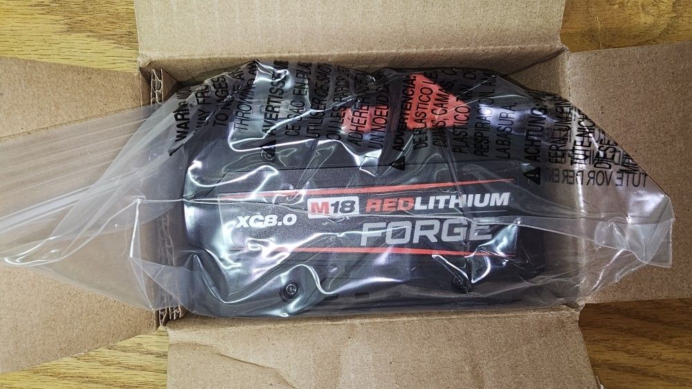 Milwaukee M18 FUEL 18-Volt REDLITHIUM Forge 8.0 BATTERY 