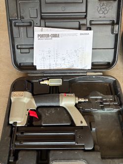 Brad Nailer Porter Cable BN200A