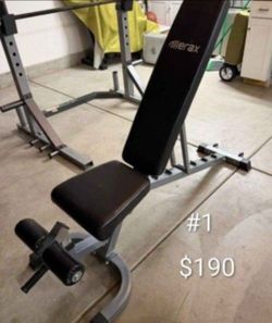 Adjustable weight bench