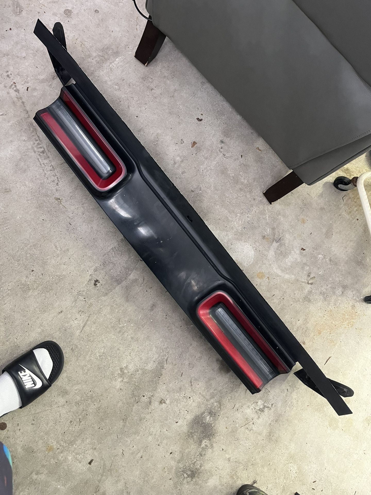 Challenger Taillight Center