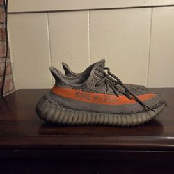 9.5 Adidas Yeezy Boost 350 V2