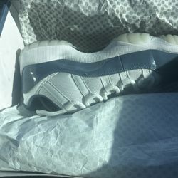 Jordan 11s 