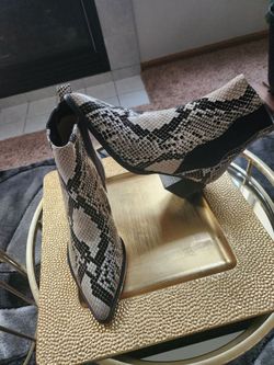Linea Paolo boots