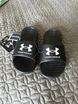 Kid slides Size 1