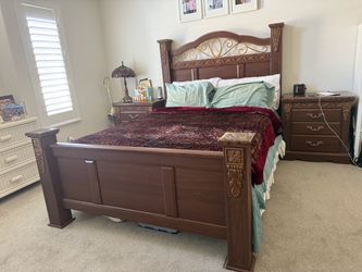 Sturdy Queen Bedroom Set - Bed Frame, 2 Nightstands & Dresser w/ Mirror