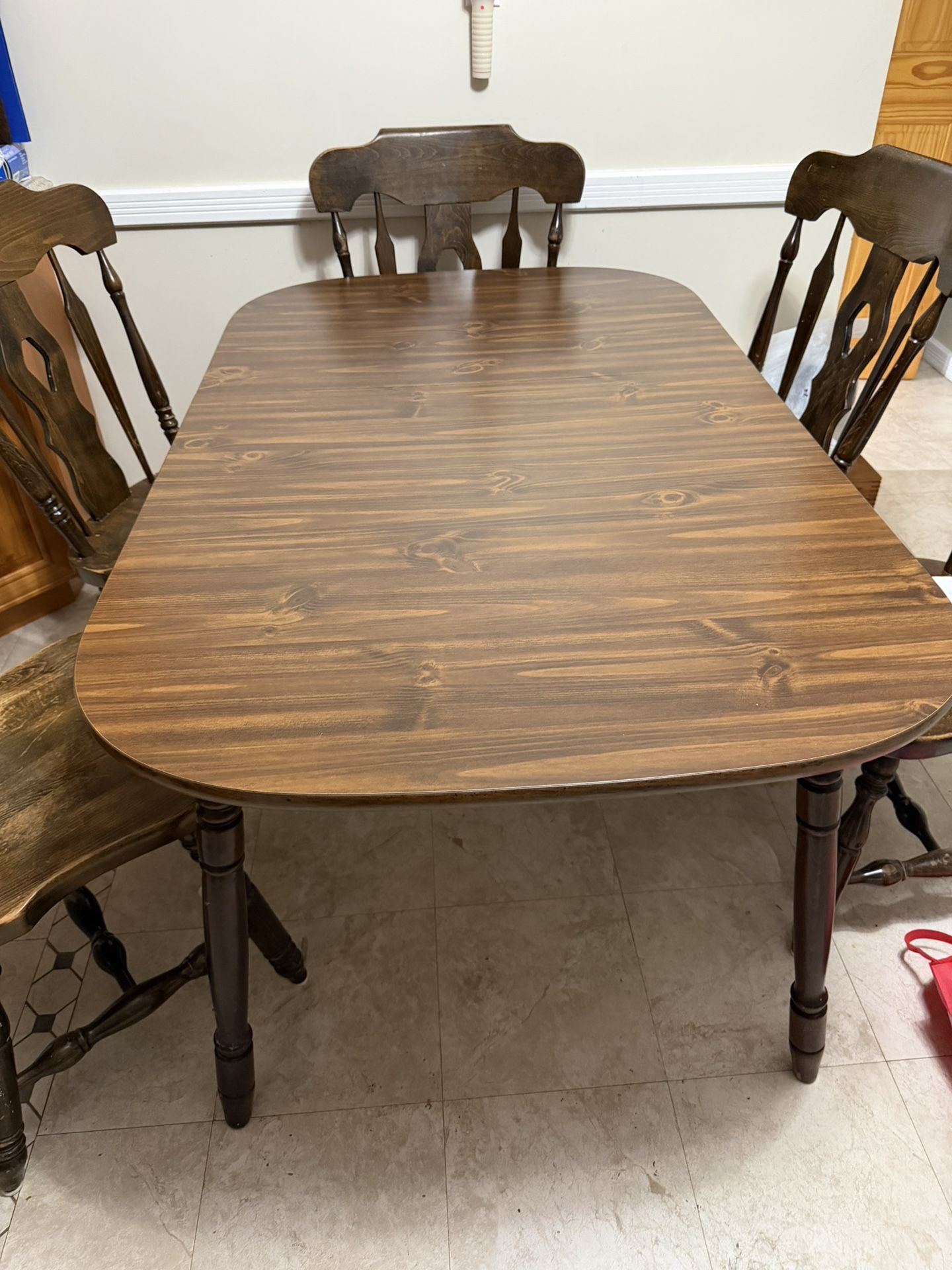 Vintage Style Dark Wood Dining Set (Table + 5 Chairs)
