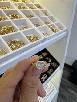 10KT Heart Rolex Chain Style Ring