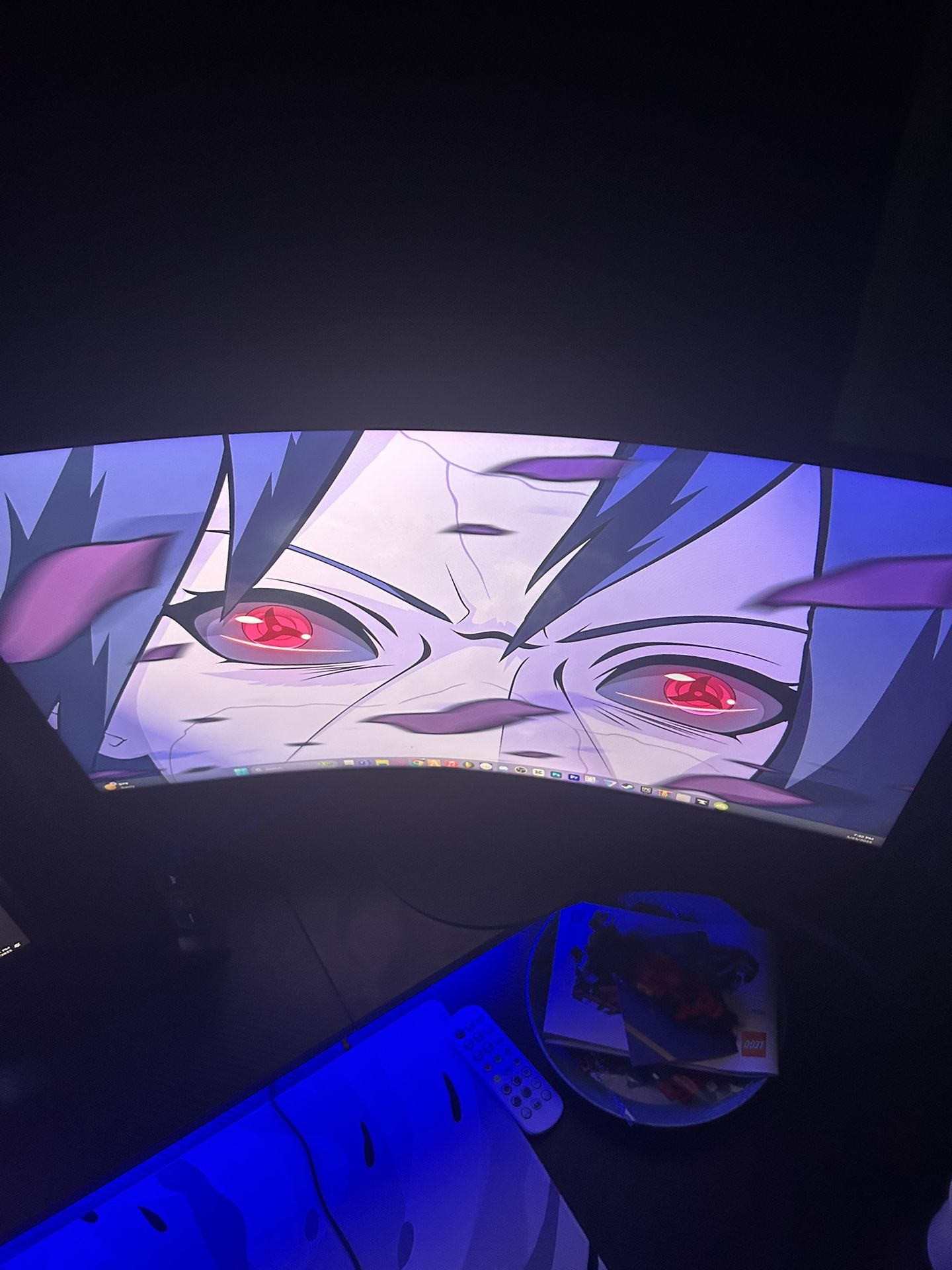 Curved Gaming Monitor 27”