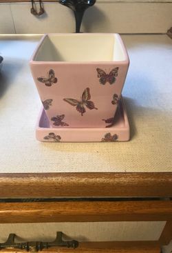 Butterfly flower pot