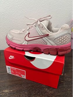 Nike vomero 5