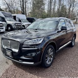 2022 Lincoln Aviator Livery SUV