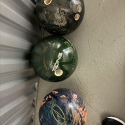 Bowling Balls Ebonite