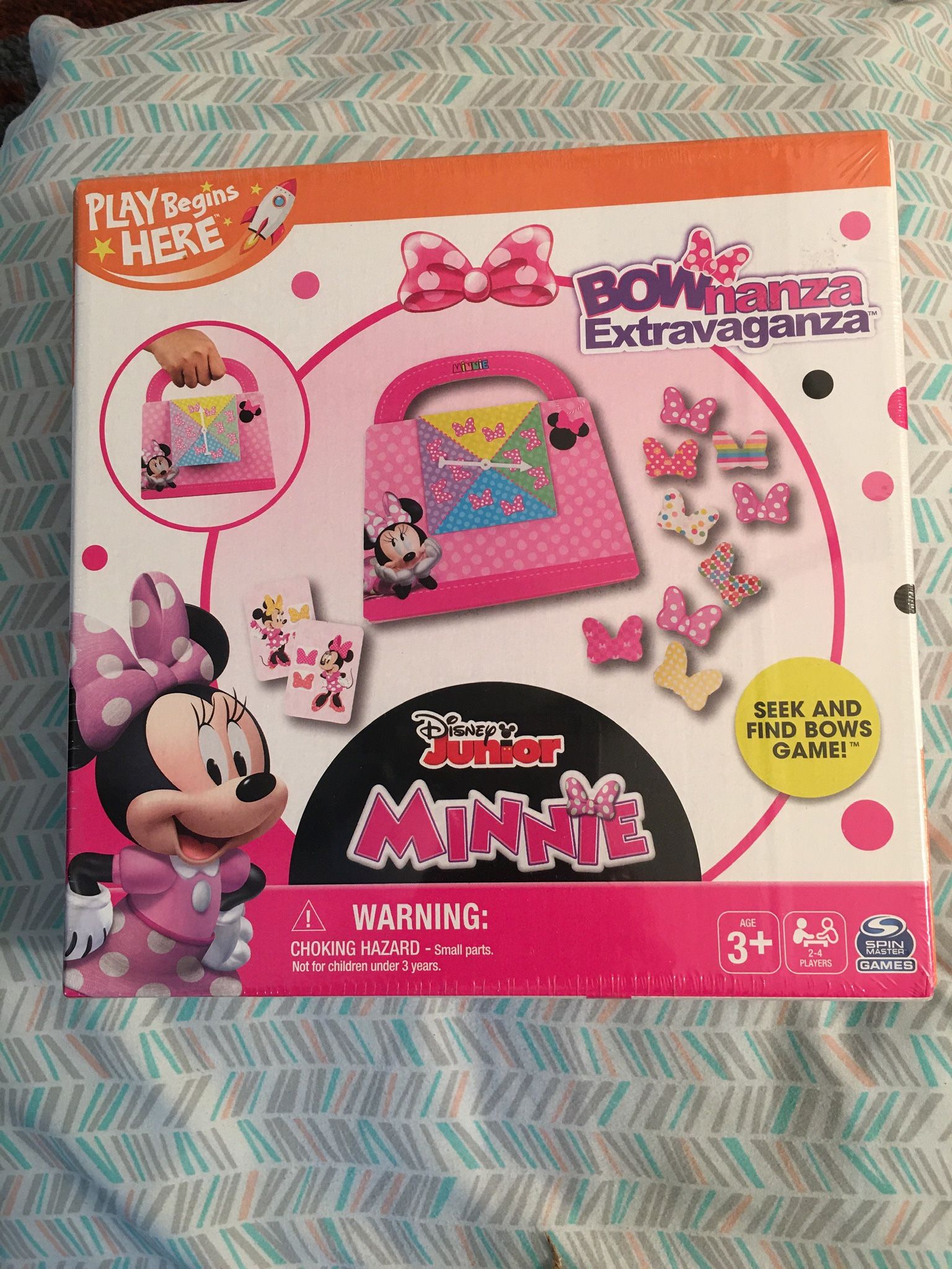 Disney Minnie Mouse Bownanza, Matching Board Game, for Families and Kids Ages 3 and up
