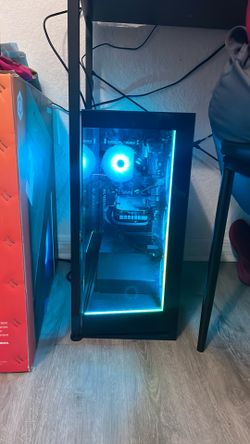 Computadora gamer poco uso
