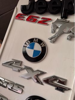 BMW emblem replacement logo