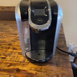 KEURIG CAFETERA