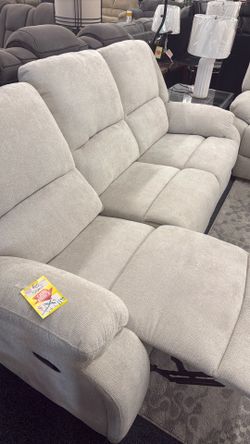 New Sofa and love reclining was 2900 now 899 set