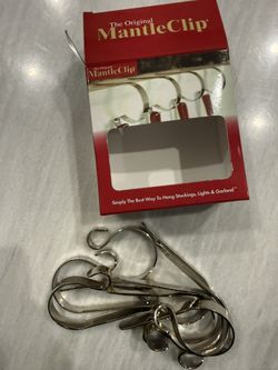 The Original MantleClip – Set of 8
