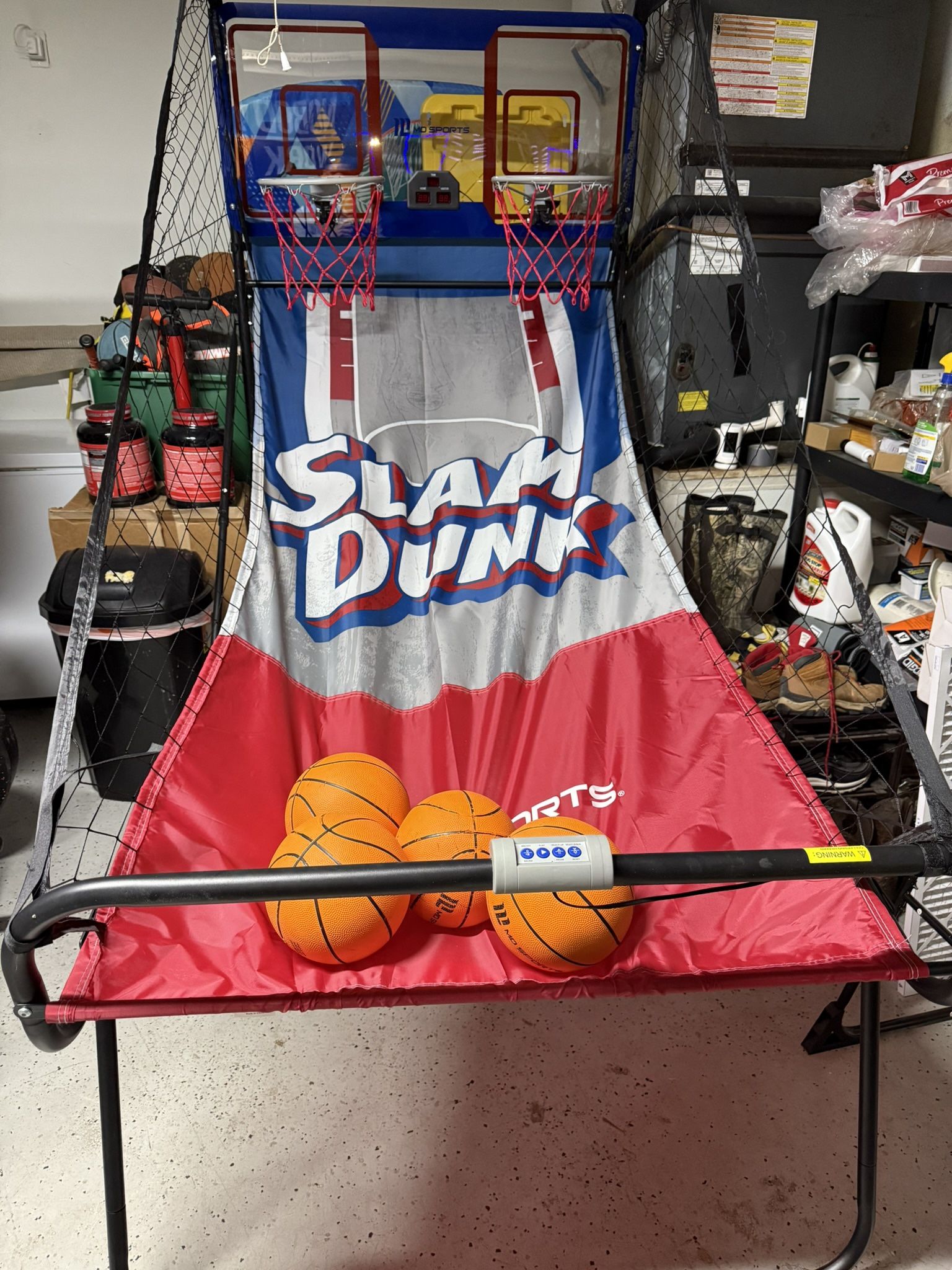 Basketball arcade game