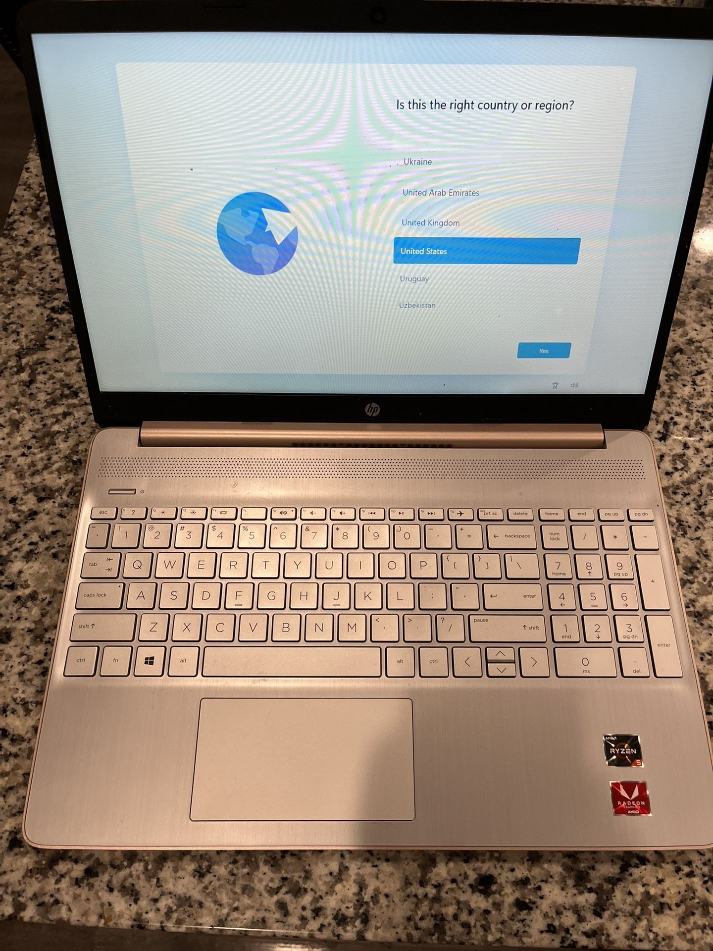 HP 15.6inch HD Laptop Rose Pink & Charger