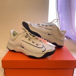 Nike Alpha Huarache Elite 4