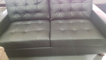 Black leatherette sofa set 399