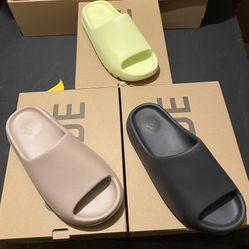 DS Adidas Yeezy Slides Onyx,Pure,Glow