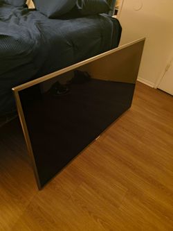Large Samsung Flat Screen TV  60inch