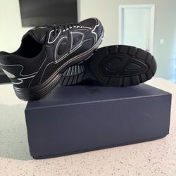 lv trainers