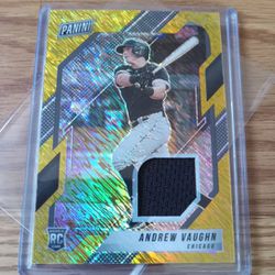 2021 Andrew Vaughn Panini National Convention Vip Gold Shimmer Patch Rookie Card #3/10 Chicago White Sox's 