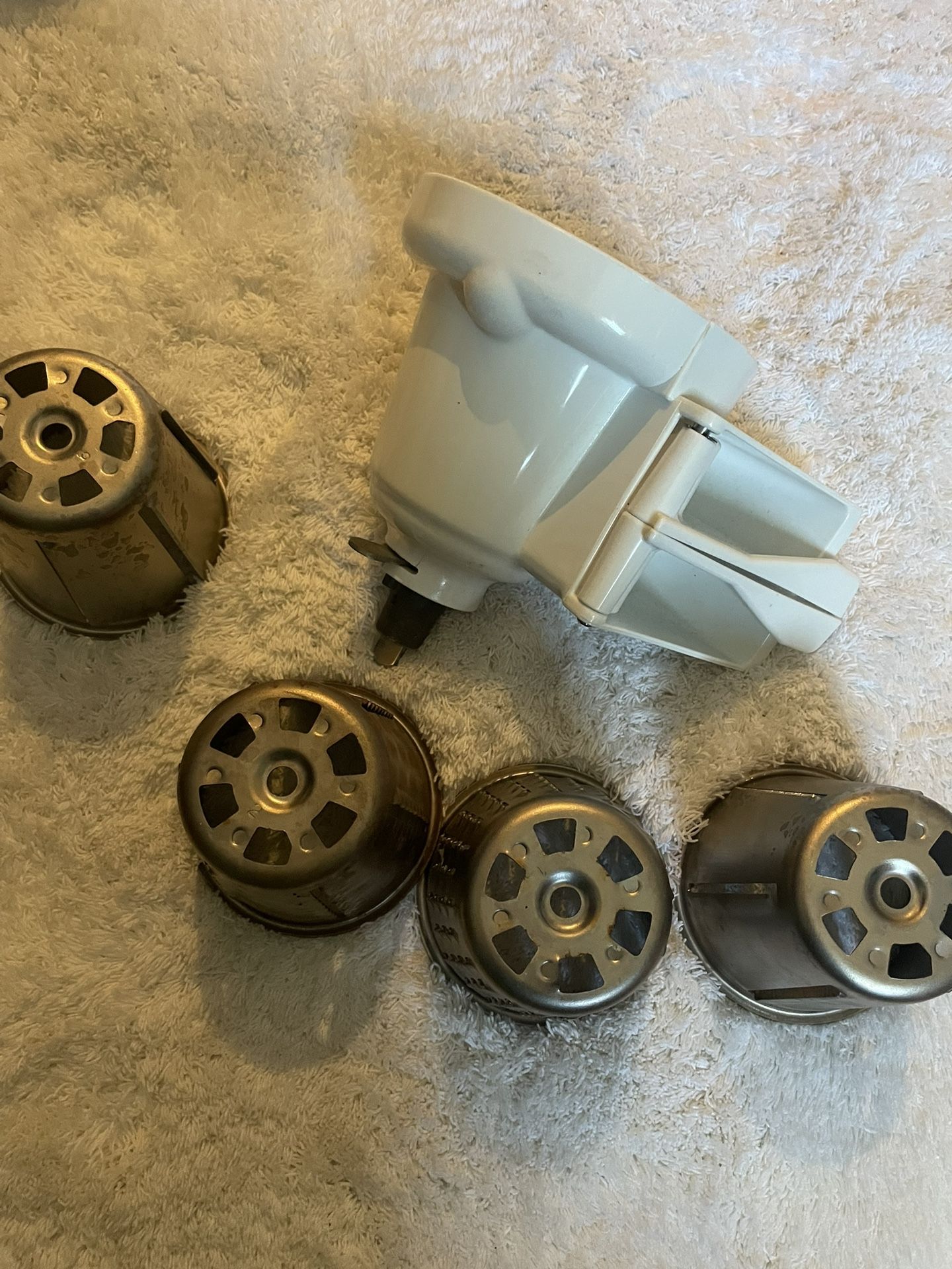 Kitchenaid Grinder Full Attachment With 4 Different Grinders