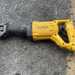 Dewalt salzaw