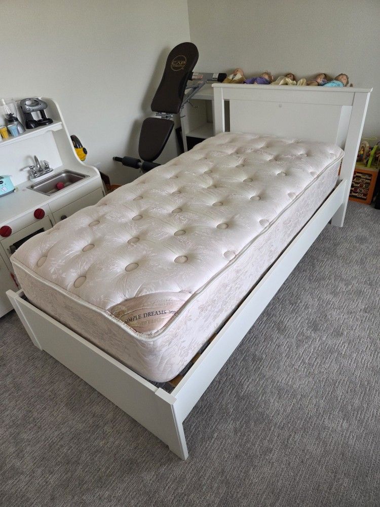Twin Ikea Songesand White Bed