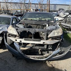 Parting Out 2009 Hyundai Genesis Sedan Parts Only 