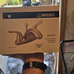 Llave De Agua Fría Y Agua Caliente De Acero Inoxidable ,con Sifa Metálica 