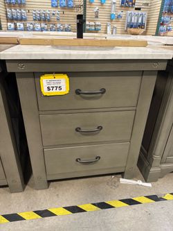 SALE VANITY AND COVER