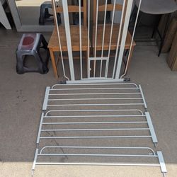 42" High x 28"-58" Wide Walk Thru Pet Gate 