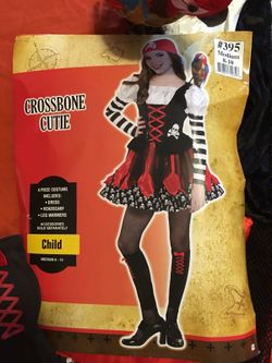 Girl pirate costume