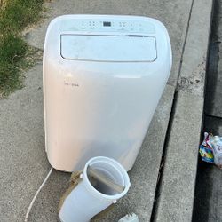 Toshiba Mobile Type Air Connditioner