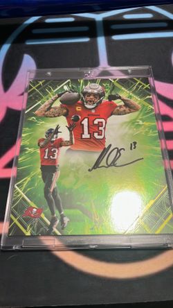 Mike Evans buccaneers emanate green /99