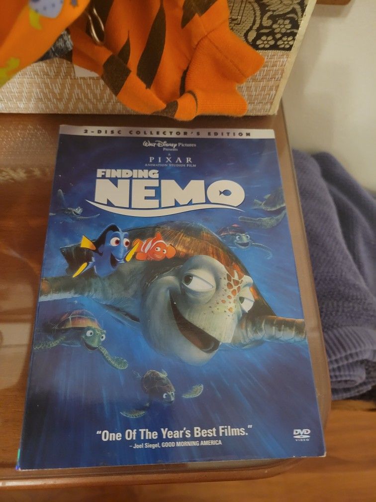Finding Nemo 2-Disc Collector's Edition DVD