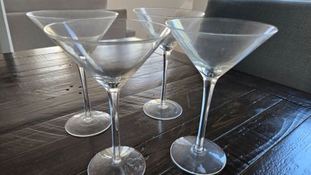 Set of 4 Clear Glass Martini Glasses