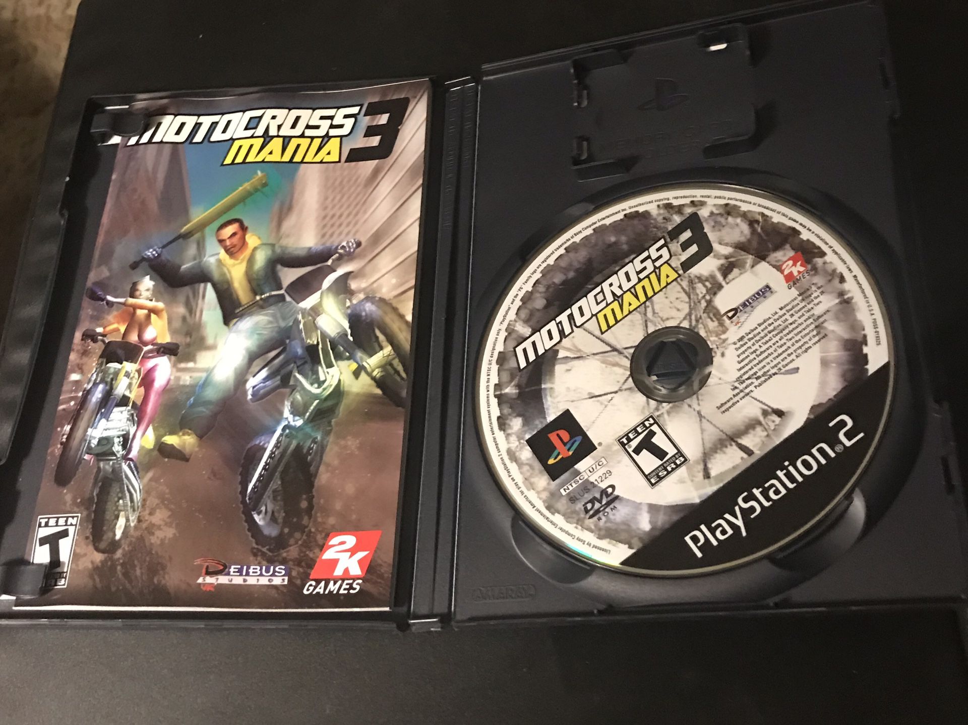 Motocross Mania 3 para Playstation 2 (2005)
